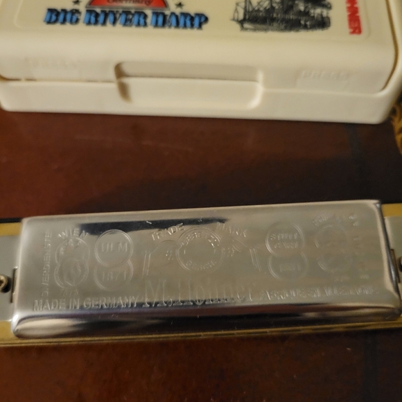 New Hohner Harmonica And Music Book - Picture 5 of 12